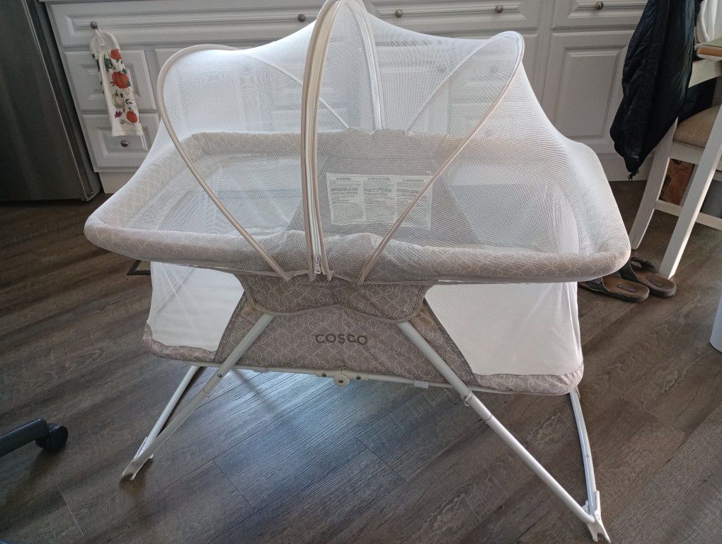 $35 Baby Crib With Net