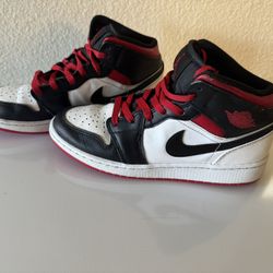 Red Shoes 