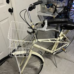 Alton DP-780 women’s cruiser is a 7-speed Bicycle 