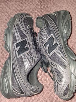 New Balance 740