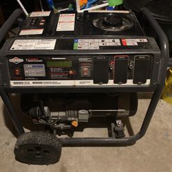 Briggs & Stratton Generator 