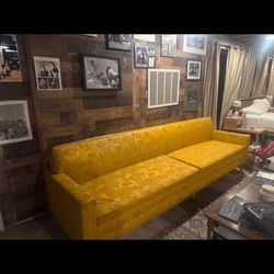 MCM Couch