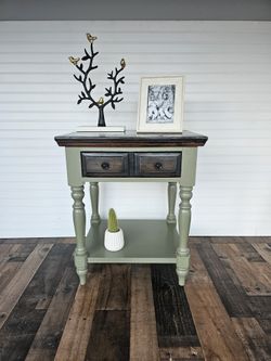 Vintage End tablet KINCAID. Upgraded With New Paint Green Sage Semi Gloss & Stain 