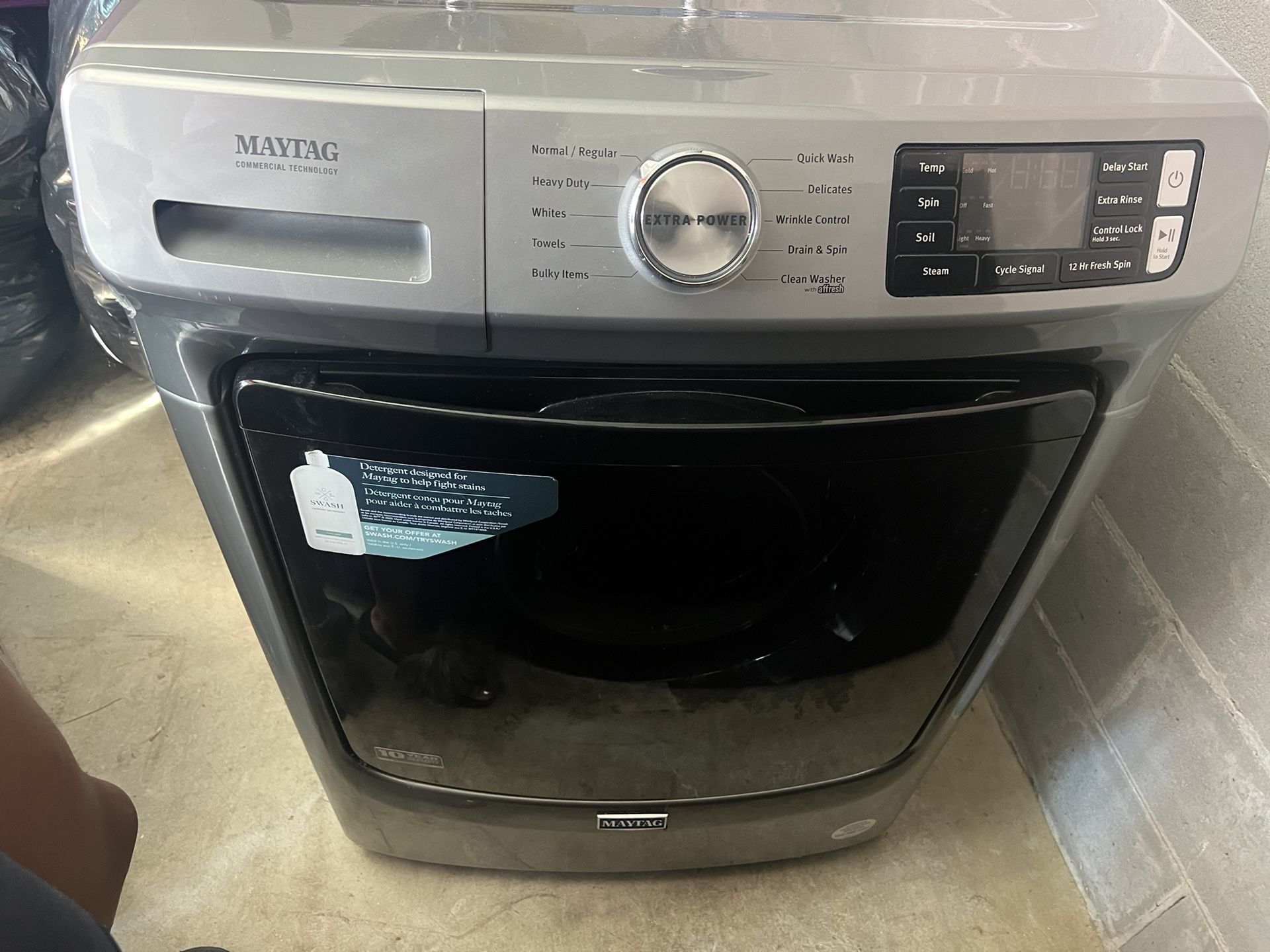 WASHER & DRYER