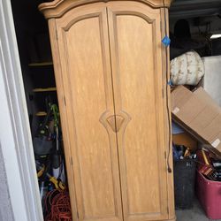 Armoire