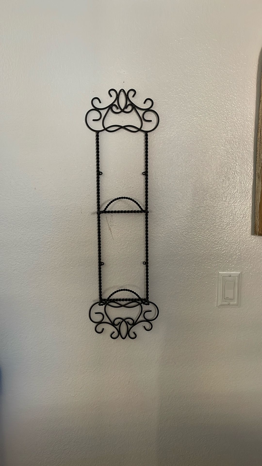 Plate Or Towel Rack