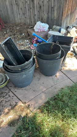 Pots planters free
