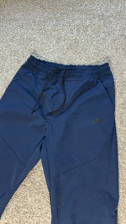 Nike Tech Pants Size Medium Men’s