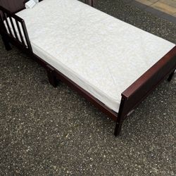 **FREE** Toddlers Bed