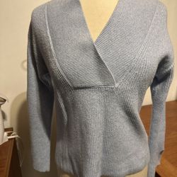 Women’s Sweater Banana Republic Cotton Blend Pullover V-neck Long Sleeve XXS