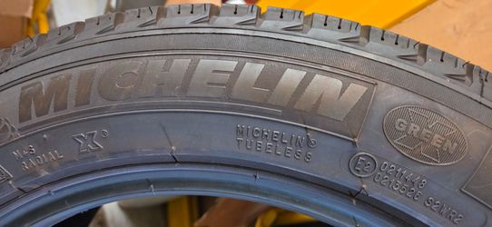 Michelin
X-Ice Snow+ 
Winter/Snow Tire  215/55R17