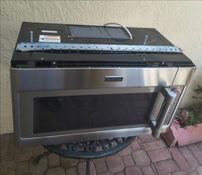 Maytag Over-the-Range Microwave Oven