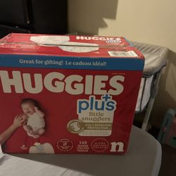 Newborn Huggies Diapers