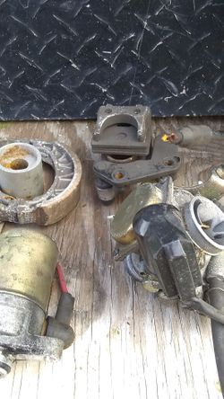 Set of 2 3.50 - 10 SCOOTER TIRES With Rims , Brake pads ,starter ,calburetor etc . ,ALL