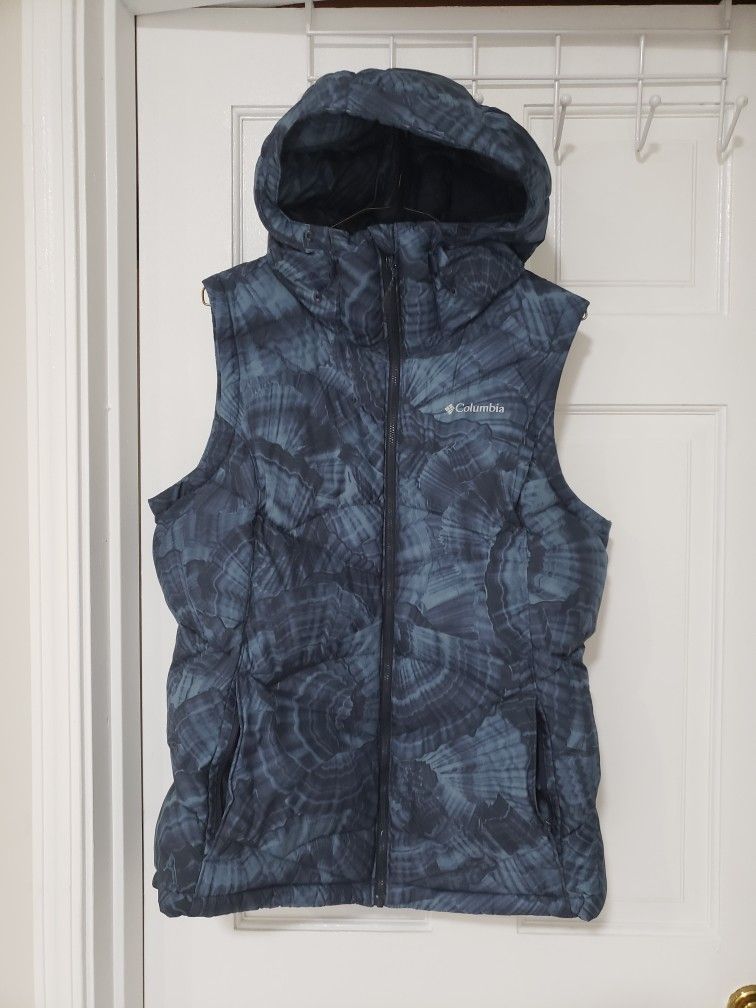 Columbia Womens Pike Lake Hooded Vest