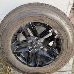 Trailboss Wheels and Tires Silverado / Sierra 