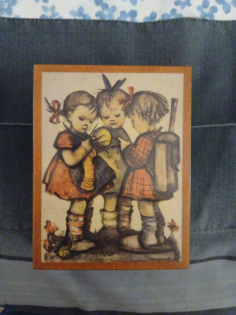 Three Girls Music Box
