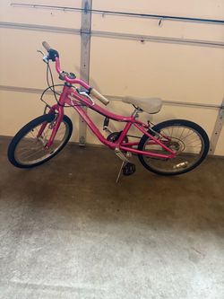 Girls Specialized Bike