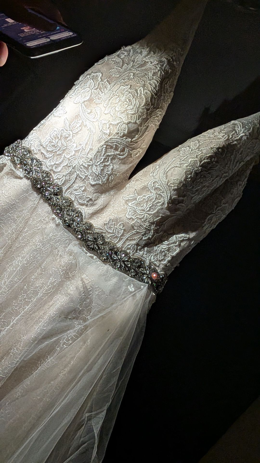 Wedding dress size 10, off white,slight trainp