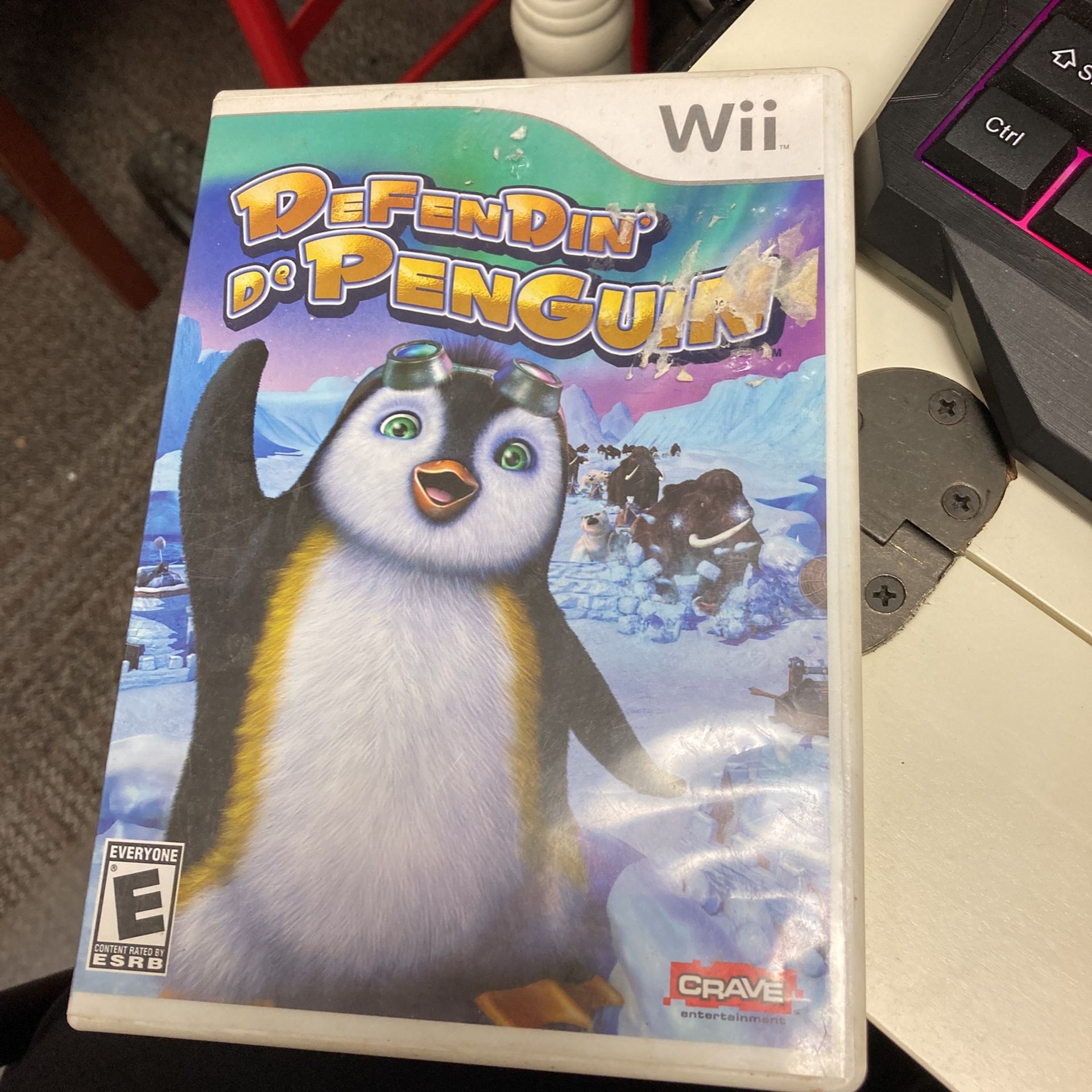 Wii Defending’ De Penguin