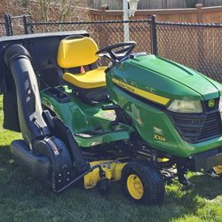 John Deere Riding Lawn Mower