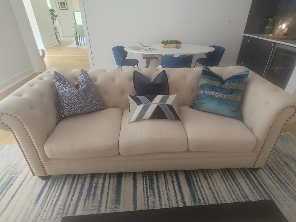 Sofa Living Room 2 available