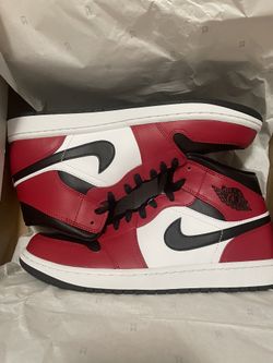 Air Jorden 1 Mid 