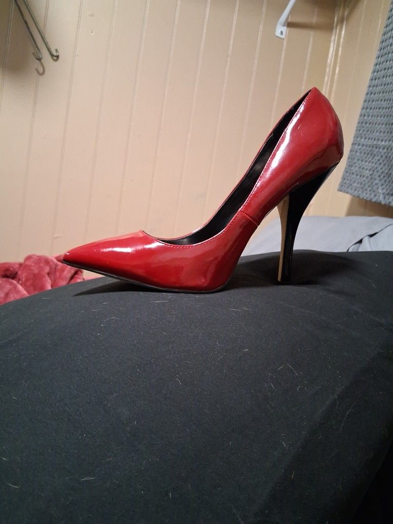 Sexy Fire Engine Red Joey O. Pumps