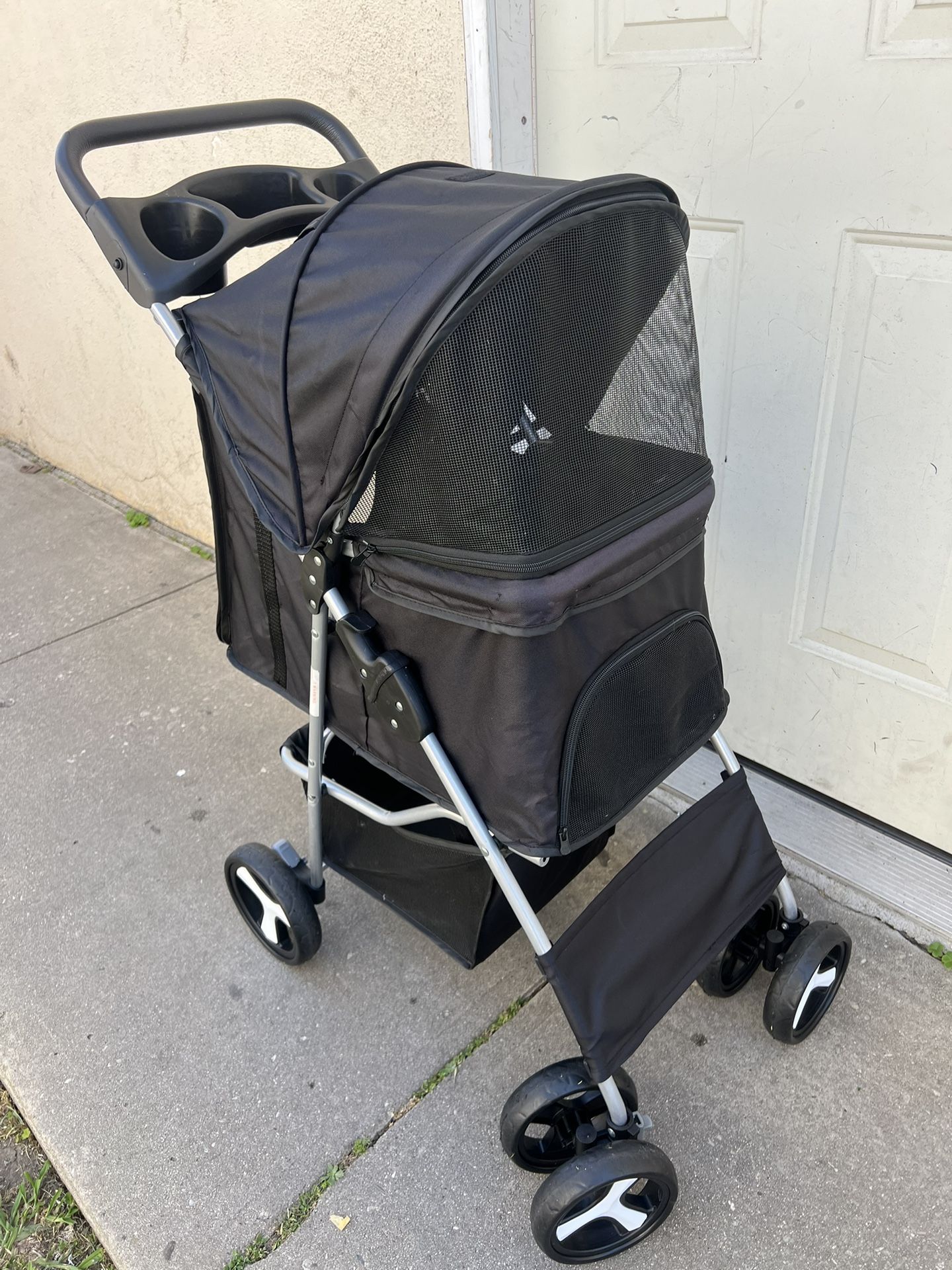 DOG STROLLER
