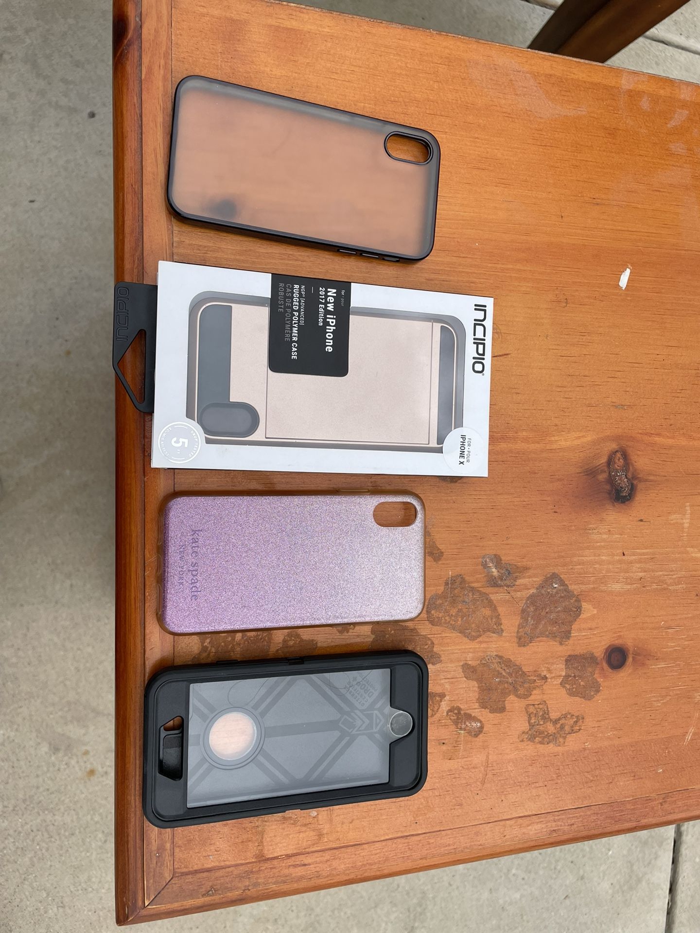 4 Iphone Cases.