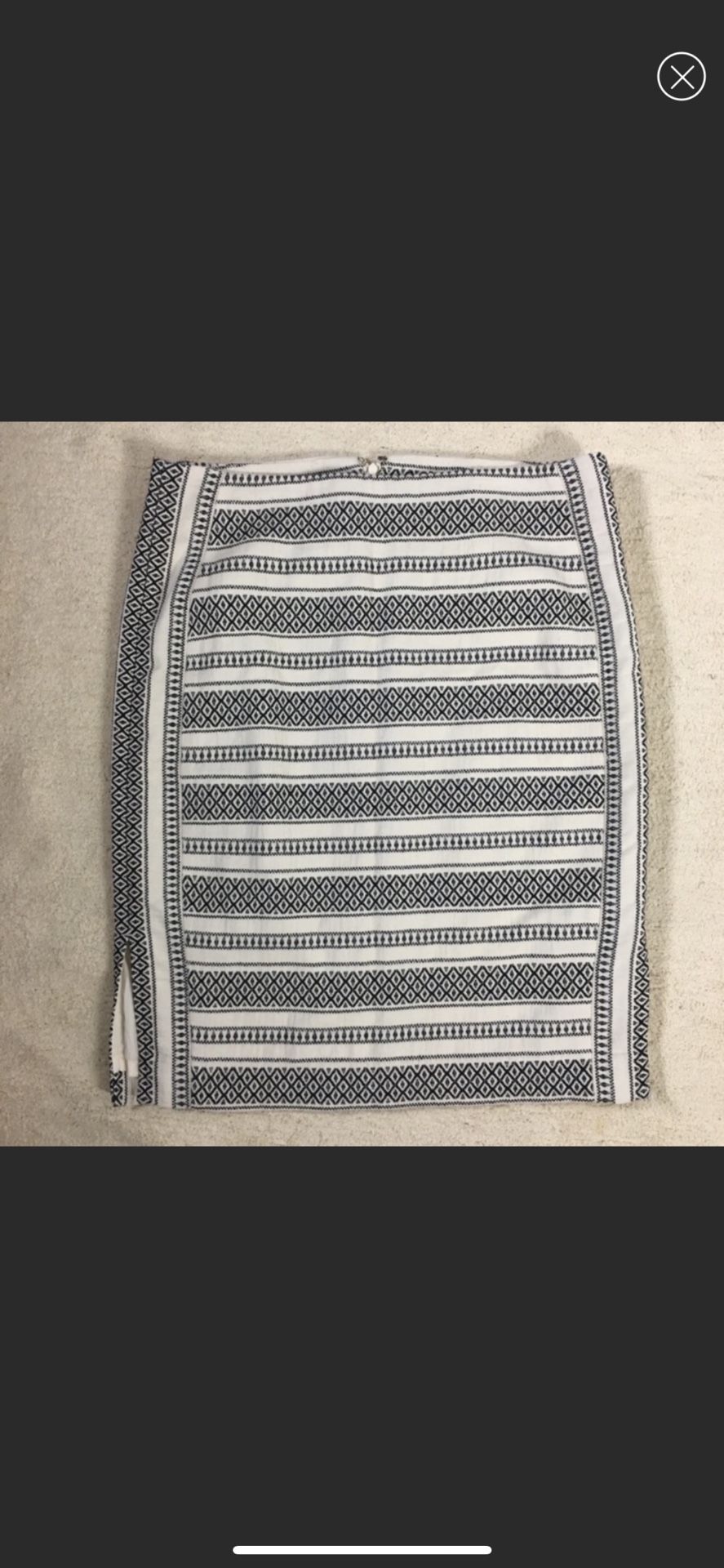 Ann Taylor LOFT Mosaic Stripe Pencil Skirt Size 16 Warm Ecru Lined Slits Lined.  Black and White  Back zipper Comes from a pet and smoke free househol