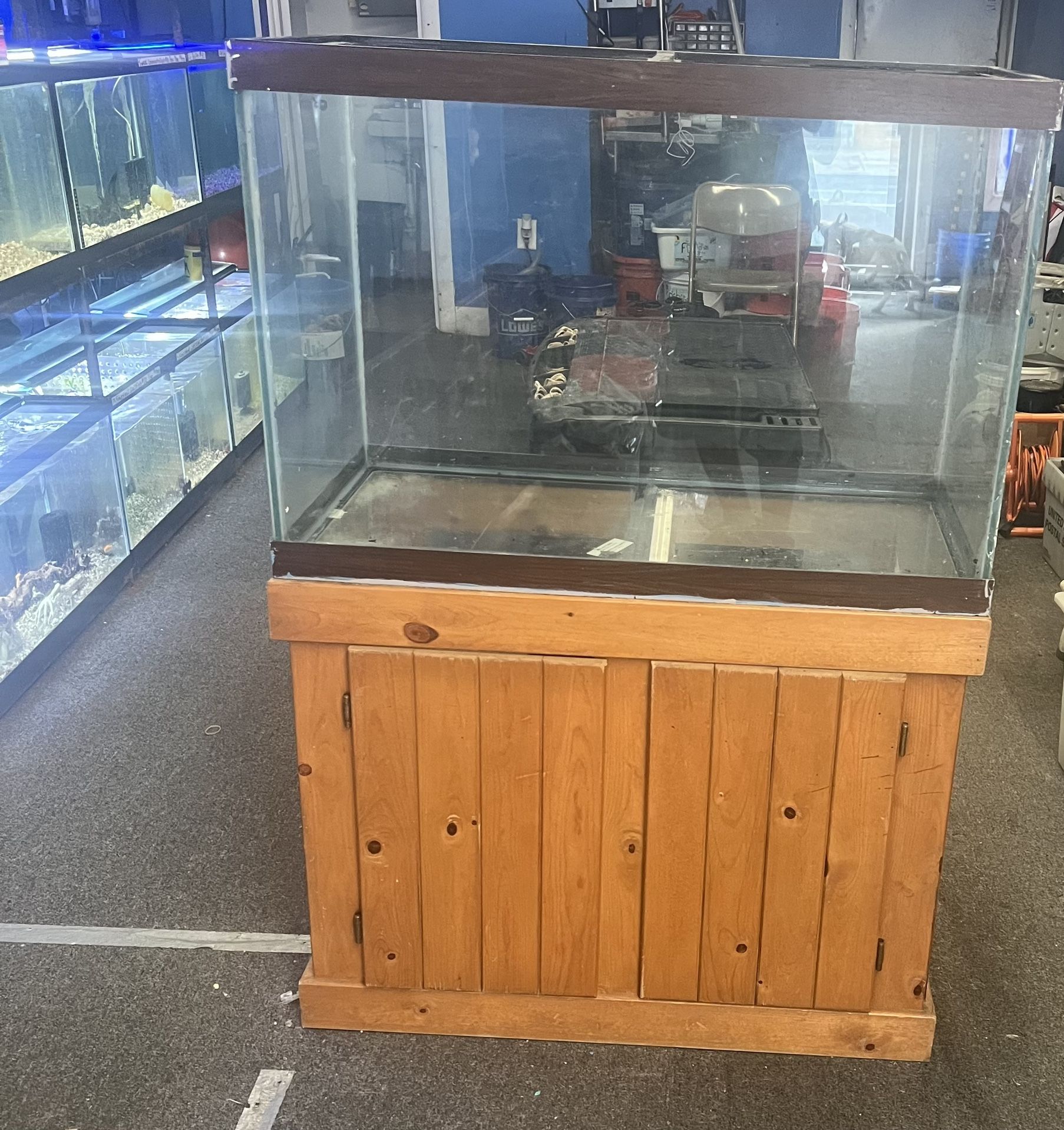 65 Gallon Aquarium Fish Tank Combo $300