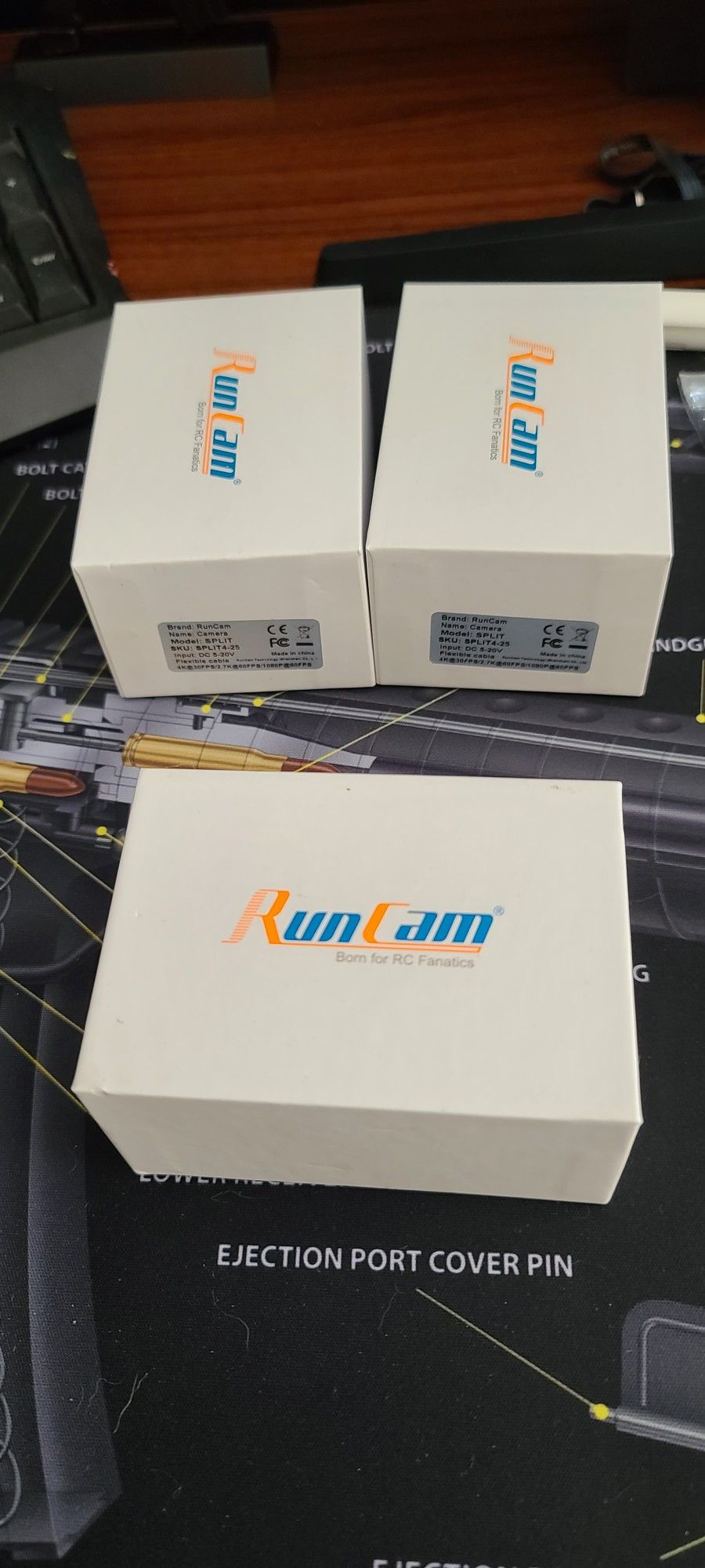 RUNCAM SPLIT 4 4K HIGH DEFINITION RECORDING / LOW LATENCY FPV 2 IN 1 FPV CAMERA 16:9/4:3 NTSC/PAL SWITCHABLE FOR RC RACING DRONE
