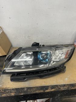 Honda Cr-z Left Headlight Years 11-16
