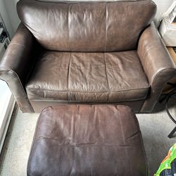 Comfy Faux Leather Loveseat With Pullout Bed