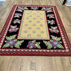 Rug- 4’8 x 6’6 hand hooked area rug