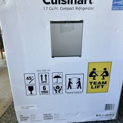 Brand New Cuisinart 1.7 Cu. Ft Compact Refrigerator 