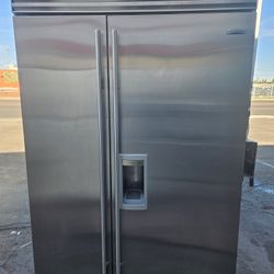 Subzero Bi- 48" Built-in Refrigerator 