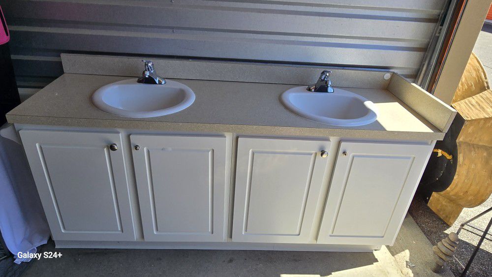 Vanity Set with Top  2 Sinks and 2 Faucets
