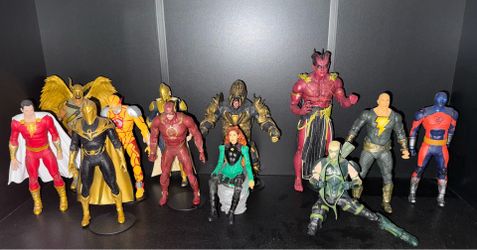 Dc McFarlane figures lot