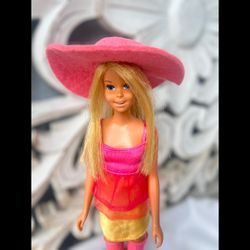 Vintage 1971 Mattel Malibu Francie Doll with Outfit & Accessories