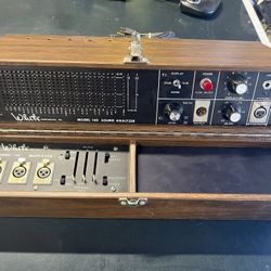 sound analyzer (whites)