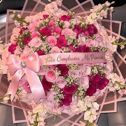 Flower Arrangements And Bouquets