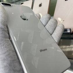 iPhone 8 Plus 64gb 