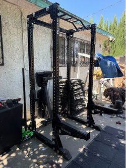 Rogue Monster Flat foot 390 rack for sale with safety spotter arms