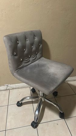 Vanity/Desk Chair