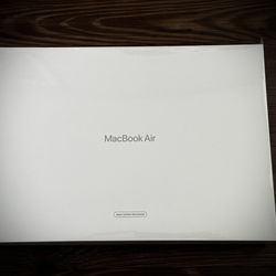 Apple MacBook Air 13” M2 (2 TB SSD, 24 GB RAM) - BRAND NEW / SEALED