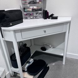 White Corner Desk/vanity 