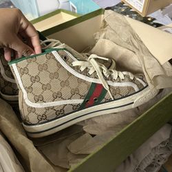 Gucci High Top. 
