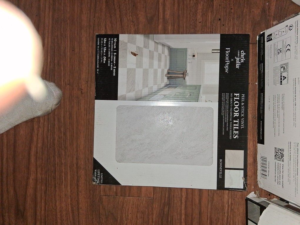 Vinyl Floor Tiles